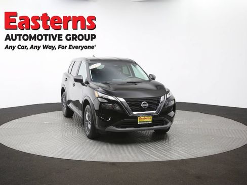 Used 2023 Nissan Rogue S AWD/4WD image 46