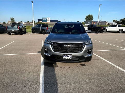 Used 2023 Chevrolet Traverse LT w/ Midnight/Sport Edition AWD/4WD image 2