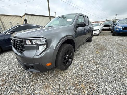 Used 2025 Ford Maverick XLT w/ XLT Luxury Package AWD/4WD image 2