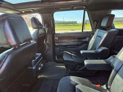 Used 2021 Ford Expedition Limited AWD/4WD image 45