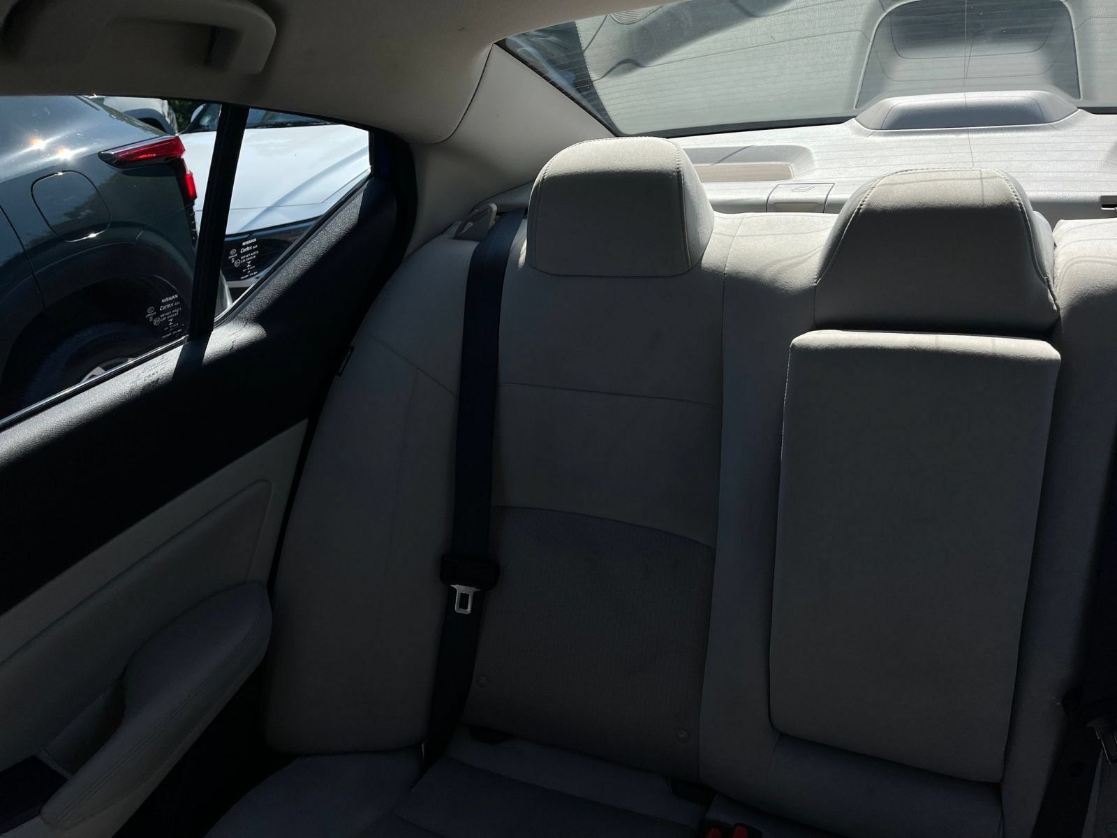 Used 2025 Nissan Altima 2.5 SV FWD image 39