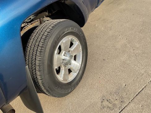 Used 2007 Toyota Tacoma PreRunner RWD image 10