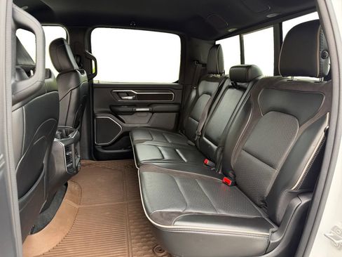 Used 2023 RAM 1500 Laramie AWD/4WD image 19