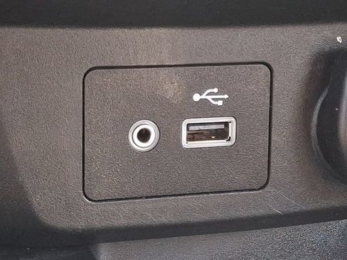 Used 2019 Nissan Rogue SV w/ Premium Package AWD/4WD image 23