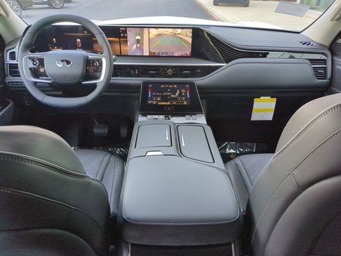 New 2026 INFINITI QX80 Luxe w/ Cargo Package image 12