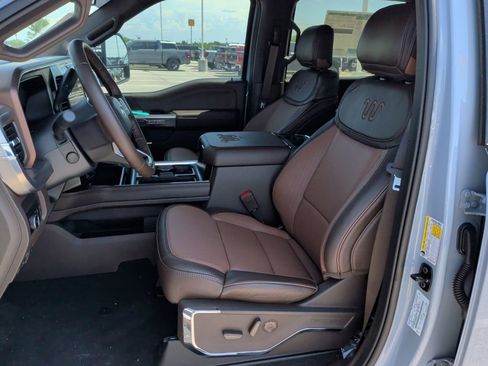 New 2026 Ford F250 King Ranch w/ Chrome Package AWD/4WD image 13