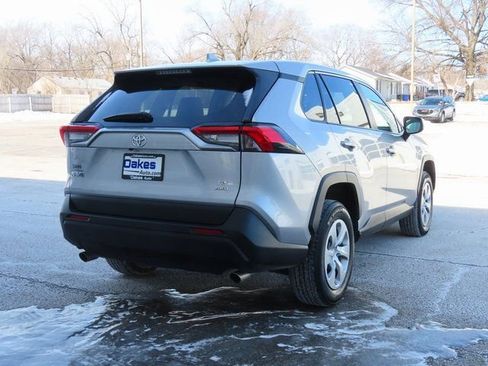 Used 2024 Toyota RAV4 LE image 7