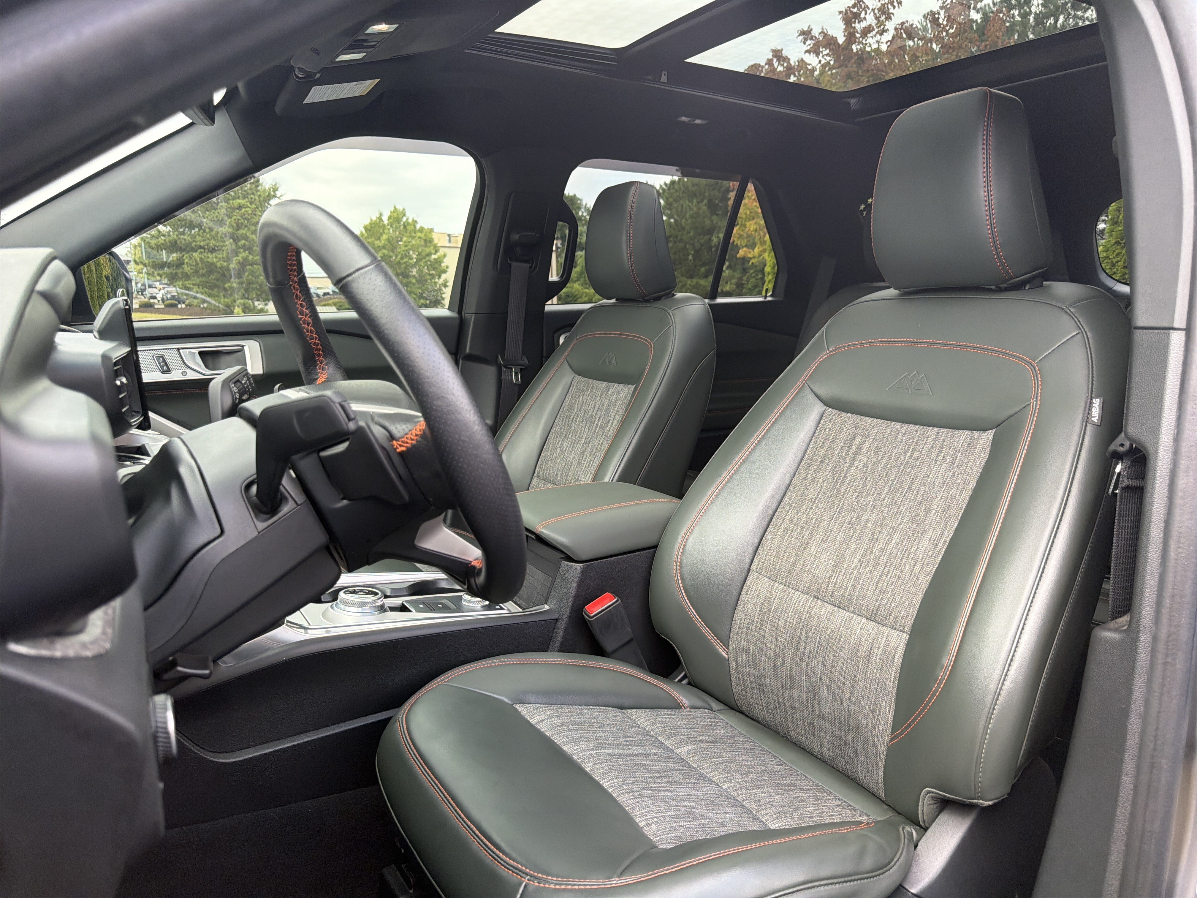 Used 2023 Ford Explorer Timberline w/ Timberline Technology Package AWD/4WD image 7