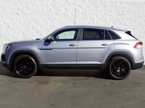 New 2026 Volkswagen Atlas Cross Sport SE AWD/4WD image 4