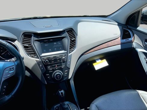 Used 2018 Hyundai Santa Fe Sport FWD image 7