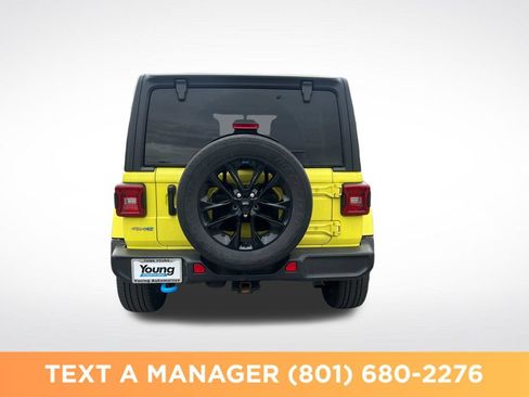 Used 2022 Jeep Wrangler Unlimited Sahara w/ Cold Weather Group AWD/4WD image 4