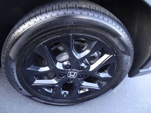 Used 2024 Honda HR-V Sport image 14