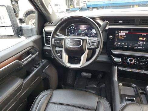 Used 2025 GMC Sierra 2500 Denali w/ Denali Reserve Package image 13