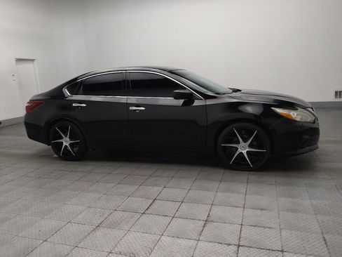 Used 2018 Nissan Altima 2.5 S w/ S Convenience Package FWD image 11