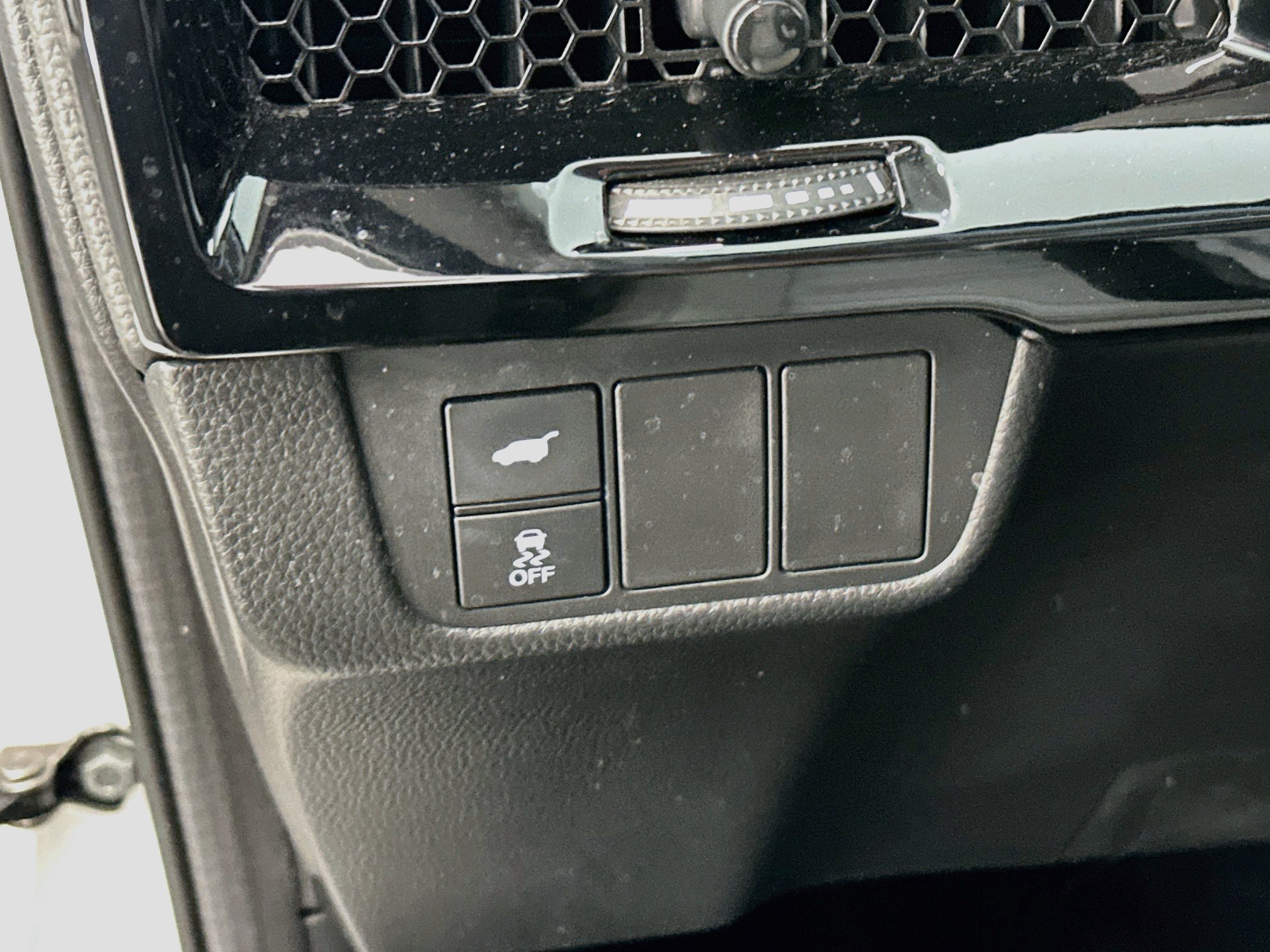 Used 2024 Honda CR-V EX-L image 17