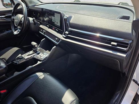 Used 2023 Kia Sportage EX FWD image 19