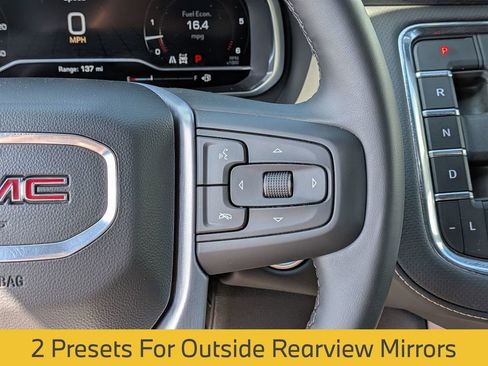 Used 2024 GMC Yukon SLT w/ SLT Luxury Package AWD/4WD image 21