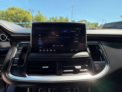 Used 2021 Chevrolet Suburban LT w/ Luxury Package AWD/4WD image 25