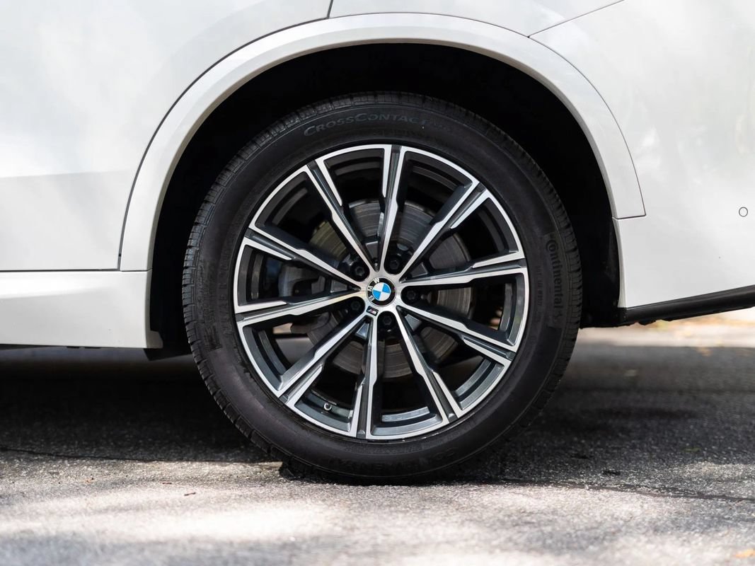 Used 2019 BMW X5 xDrive40i AWD/4WD image 13