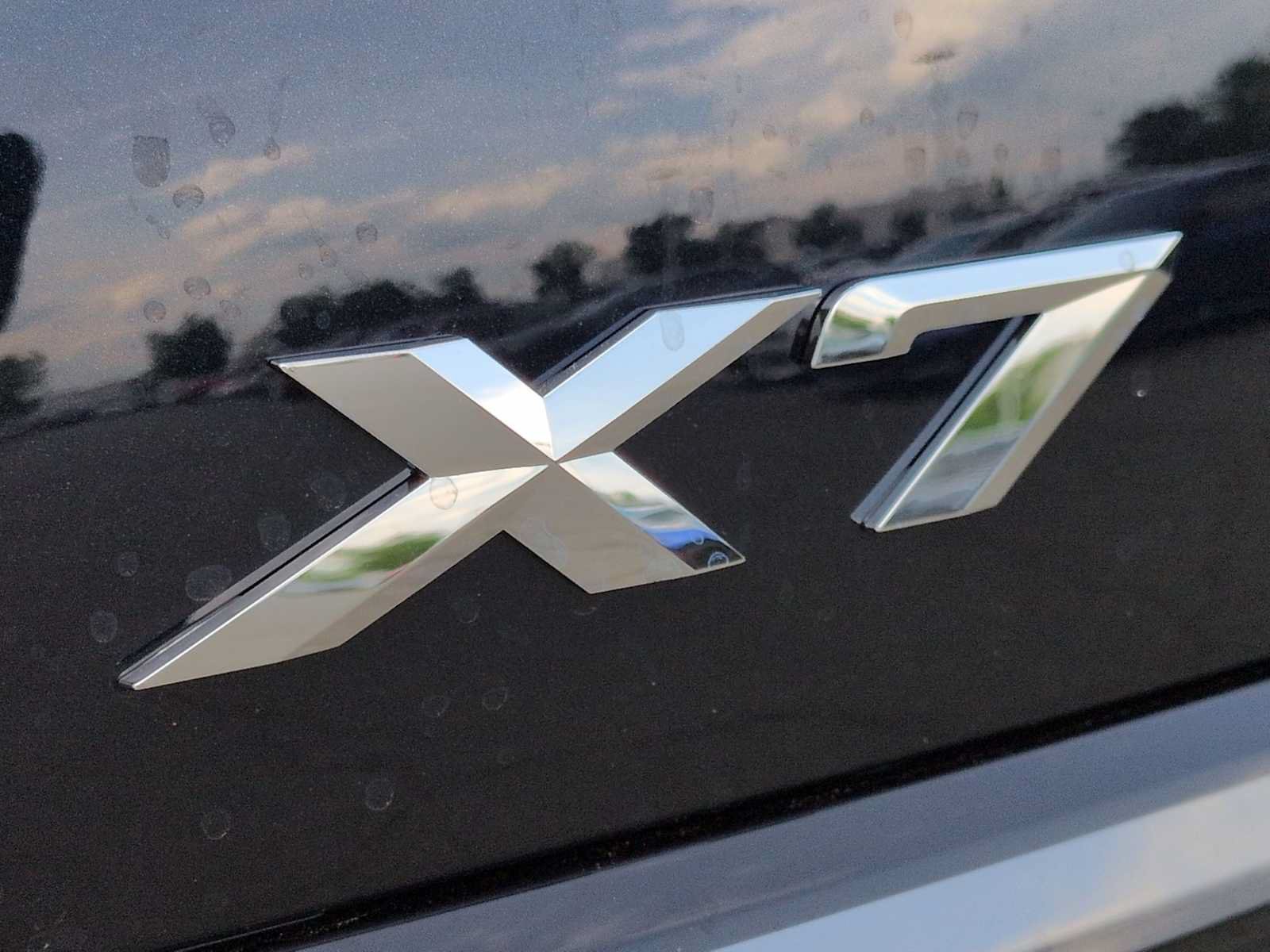 Used 2027 BMW X7 xDrive40i w/ Executive Package AWD/4WD image 13