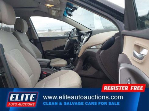 Used 2017 Hyundai Santa Fe Sport image 10