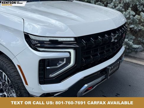 Used 2025 Chevrolet Suburban Z71 AWD/4WD image 14