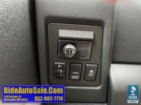 Used 2011 Nissan Rogue SV w/ SL Pkg image 34