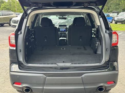 Used 2022 Subaru Ascent Premium w/ Convenience Package AWD/4WD image 29