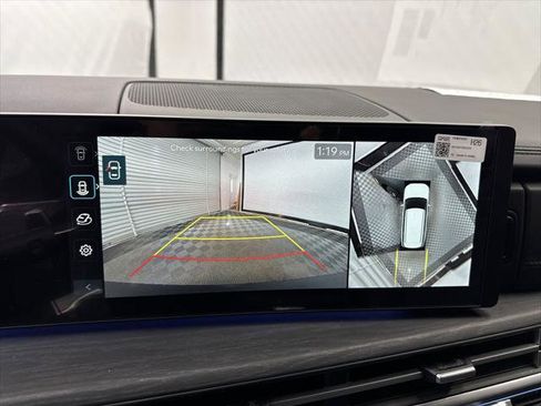 New 2026 Hyundai Santa Fe Limited image 32