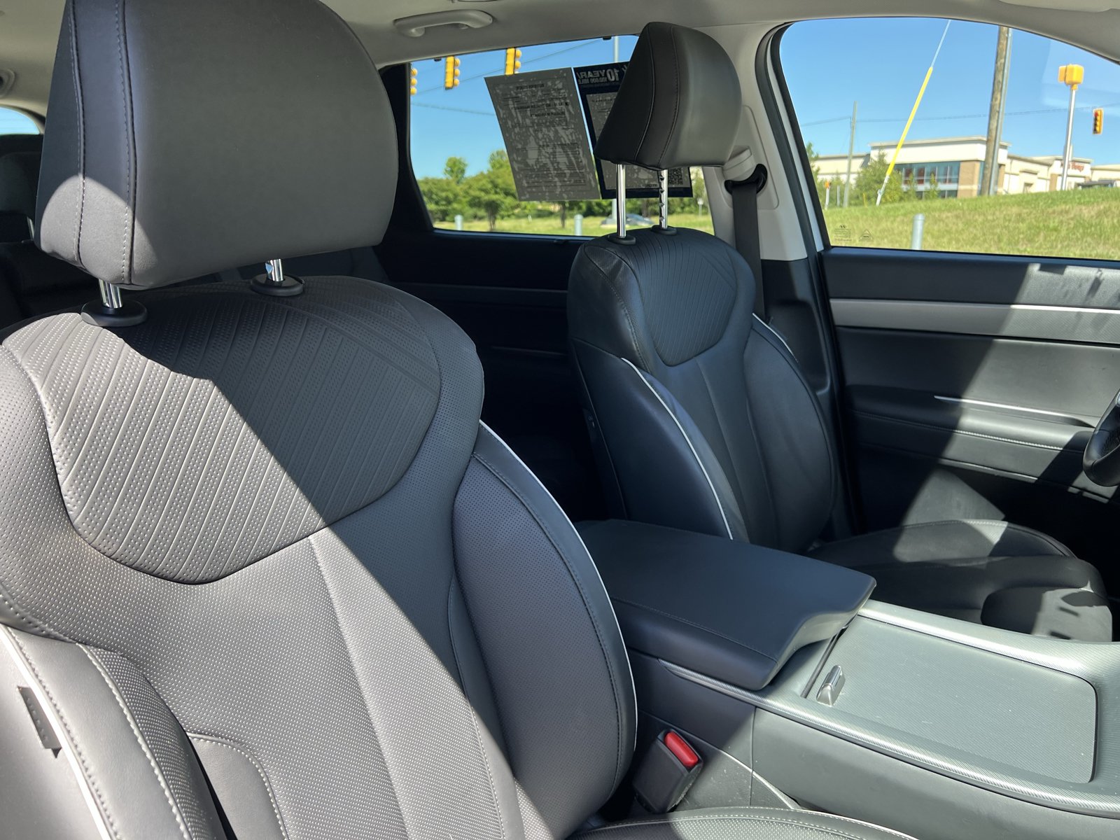 Used 2025 Hyundai Palisade SEL FWD image 34