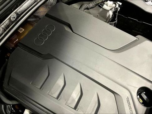 Certified 2025 Audi Q5 Premium w/ Convenience Package AWD/4WD image 33