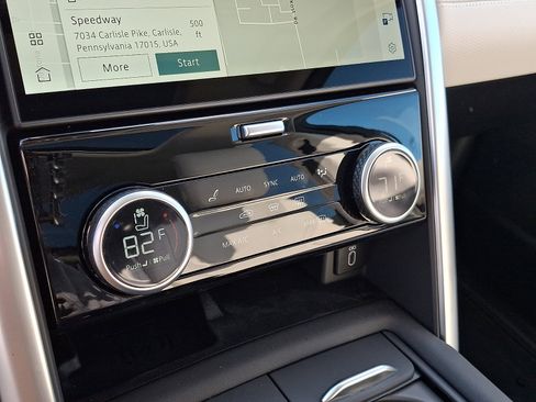 New 2026 Land Rover Discovery Limited Edition image 14