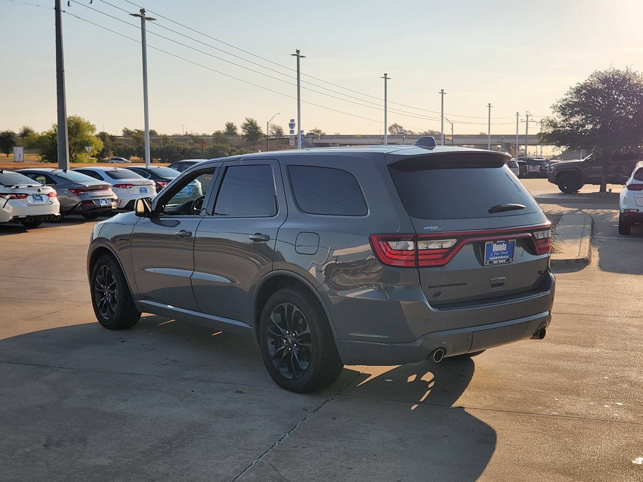 Used 2021 Dodge Durango R/T w/ Blacktop Package AWD/4WD image 5