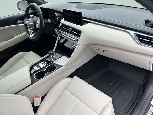 Used 2026 Genesis G70 2.5T RWD image 31