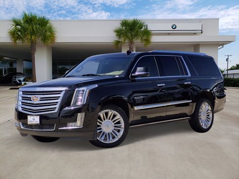 Used 2019 Cadillac Escalade ESV Platinum AWD/4WD image 1