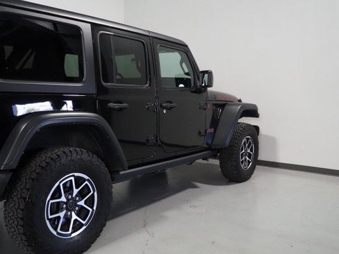 Used 2025 Jeep Wrangler 4WD Rubicon image 47