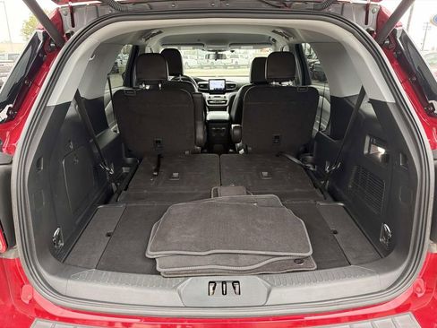 Certified 2023 Ford Explorer XLT w/ Equipment Group 202A image 25