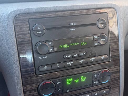 Used 2007 Mercury Montego Luxury FWD image 26