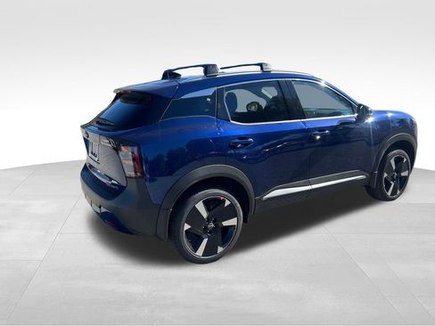 New 2026 Nissan Kicks SR w/ Cold Weather Package AWD/4WD image 6