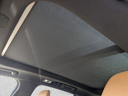 Used 2018 Volvo XC90 T6 Momentum w/ Convenience Package image 14