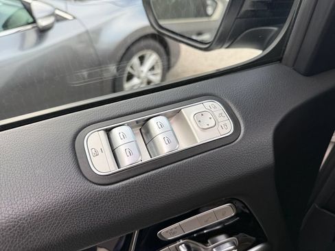 Used 2021 Mercedes-Benz G 63 AMG 4MATIC w/ AMG Night Package image 29