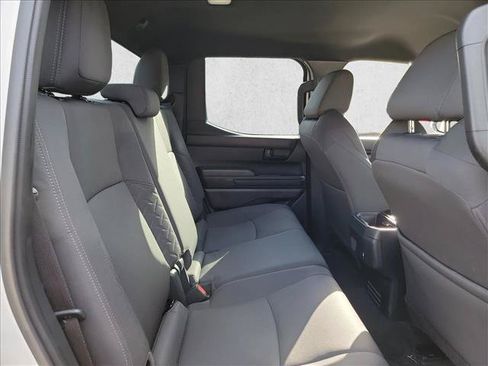 Used 2024 Toyota Tacoma SR RWD image 16
