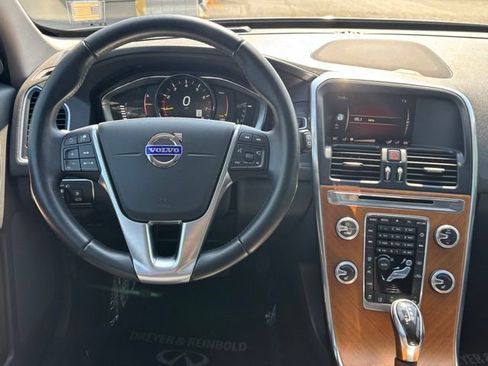 Used 2017 Volvo XC60 T5 Inscription w/ Advanced Package AWD/4WD image 21