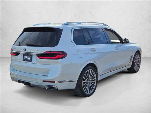 Used 2023 BMW X7 xDrive40i w/ Premium Package image 5