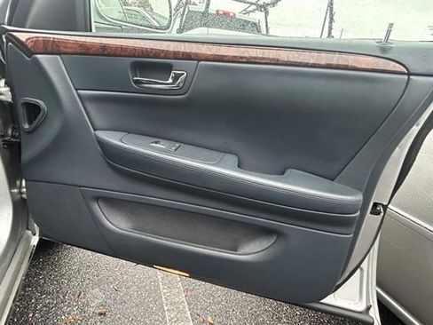 Used 2010 Cadillac DTS Funeral Coach image 20