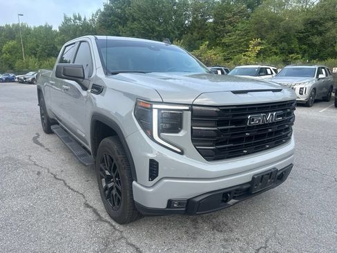 Used 2024 GMC Sierra 1500 Elevation w/ LPO, Elevation Black Package AWD/4WD image 3