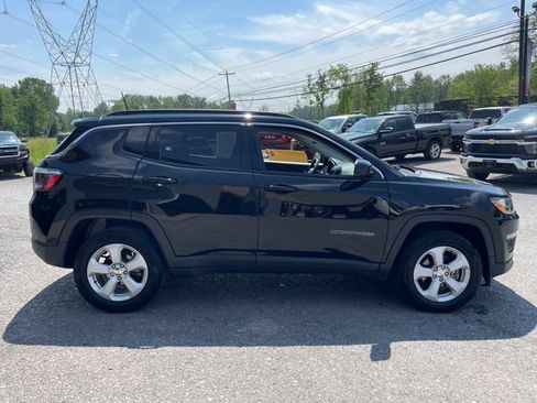 Used 2021 Jeep Compass Latitude AWD/4WD image 8