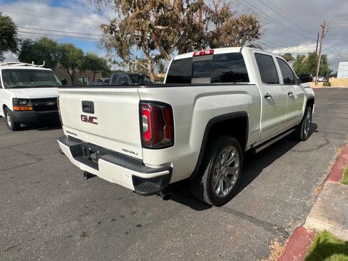 Used 2018 GMC Sierra 1500 Denali w/ Denali Ultimate Package image 5