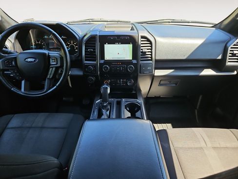 Used 2017 Ford F150 XLT w/ Equipment Group 302A Luxury AWD/4WD image 10