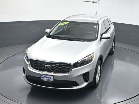 Used 2020 Kia Sorento LX w/ LX I4 Convenience Package image 48